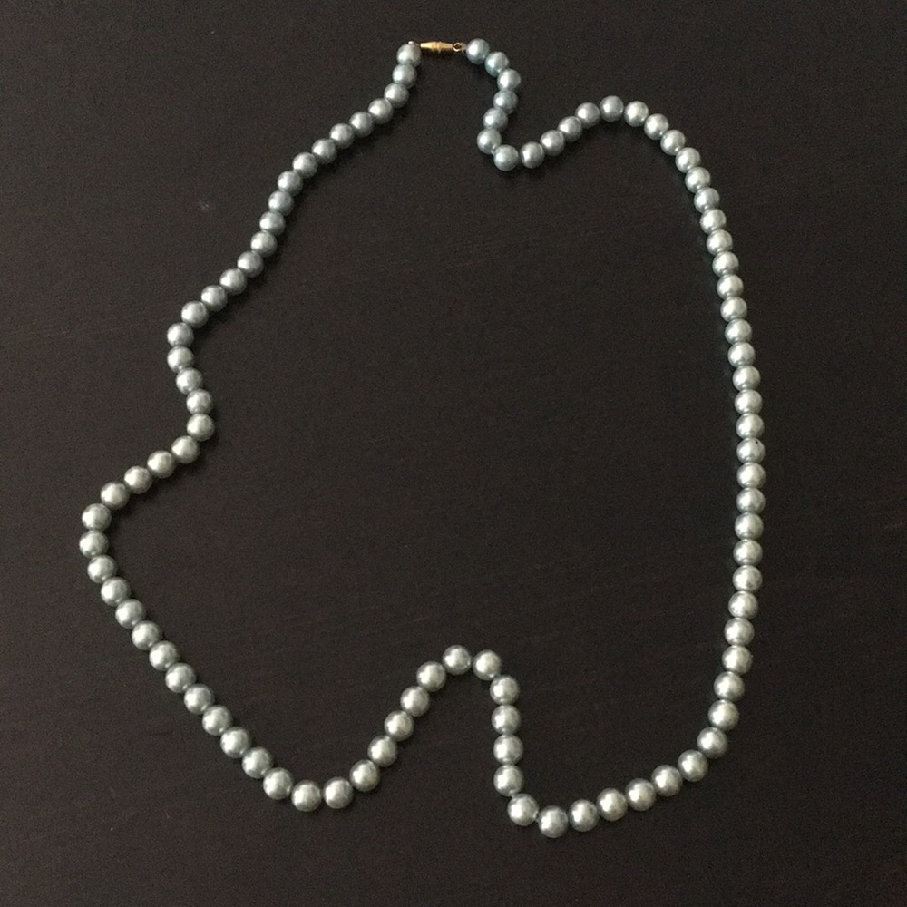 Seagreen pastel green faux pearl necklace bracelet - Picture 2 of 3